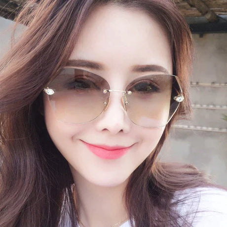 Ladies Fashion Simple Gradient Sunglasses - Purple Red - Shop N Save