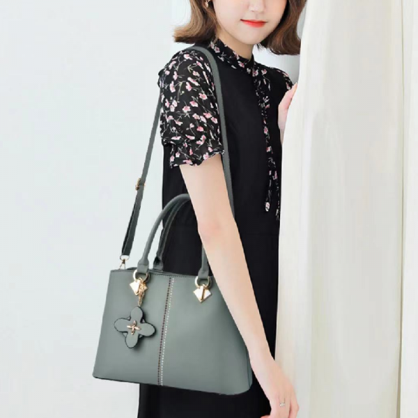 Ladies Floral Decoration Hight Fashion Handbag - White - Shop N Save
