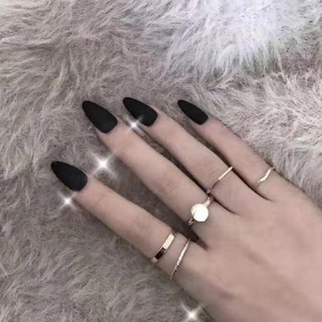 24 Pieces Long Pointed Matte Frosted Nail Patch Set - Black
